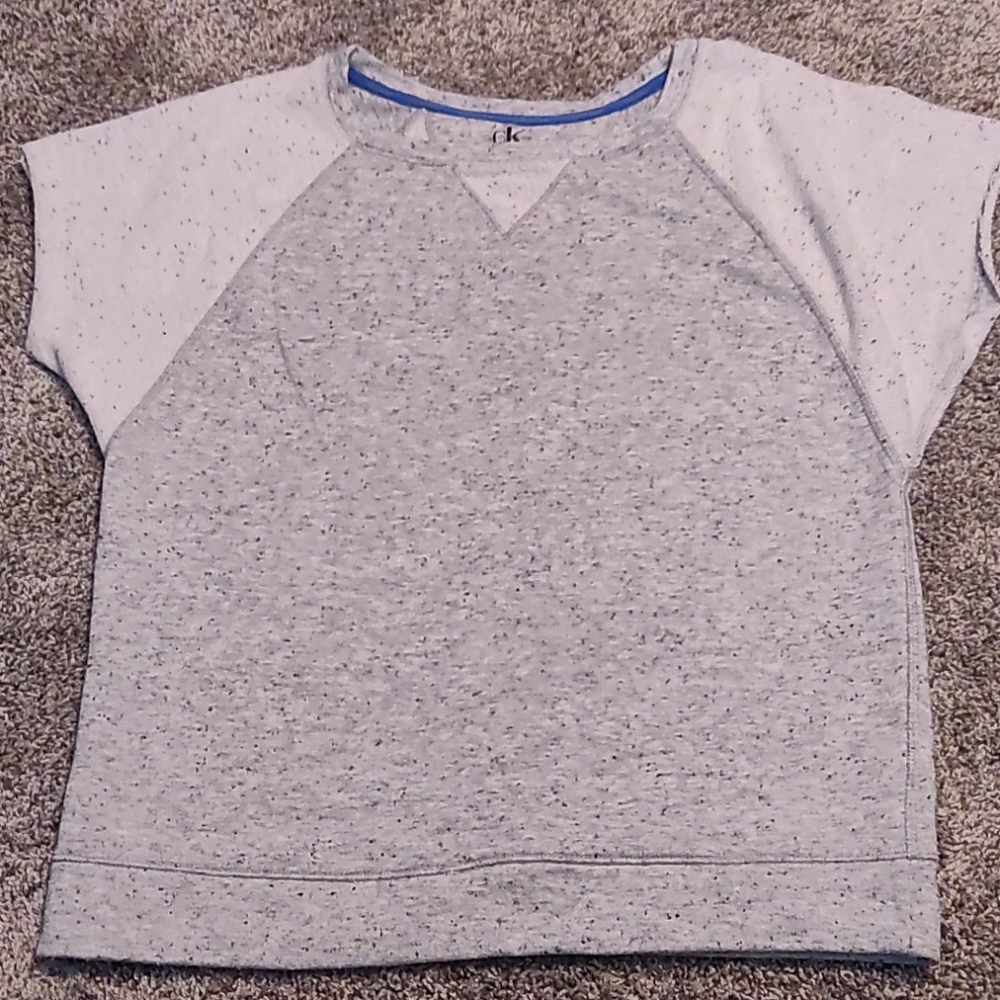 NWOT Calvin Klein Ladies Sweatshirt Tee